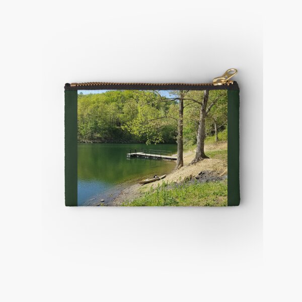 Artikelvorschau, Pier at Fishpond Lake: Kentucky entworfen und verkauft von 21feathers.
