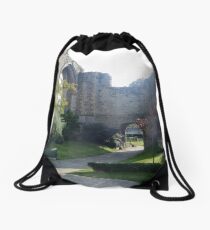 St Thomas Church Yard 6.0 - Winchelsea Drawstring Bag