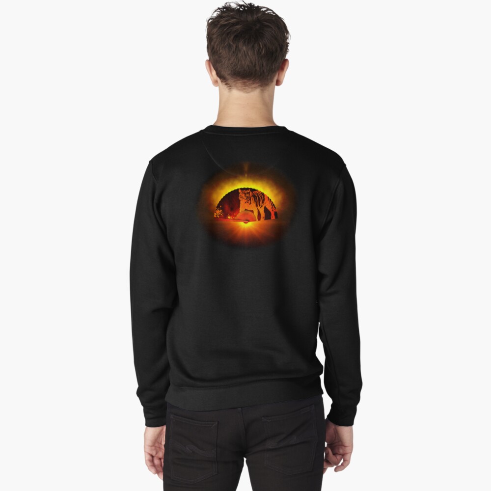 Asian subjects; Motive: Tiger Pullover Sweatshirt