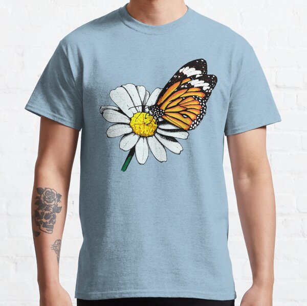 Monarch Butterfly on Daisy Classic T-Shirt