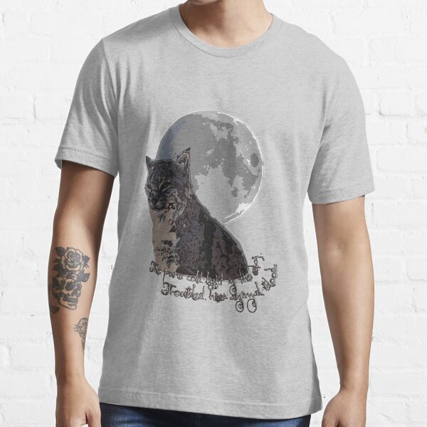 The (big) cat and the moon Essential T-Shirt