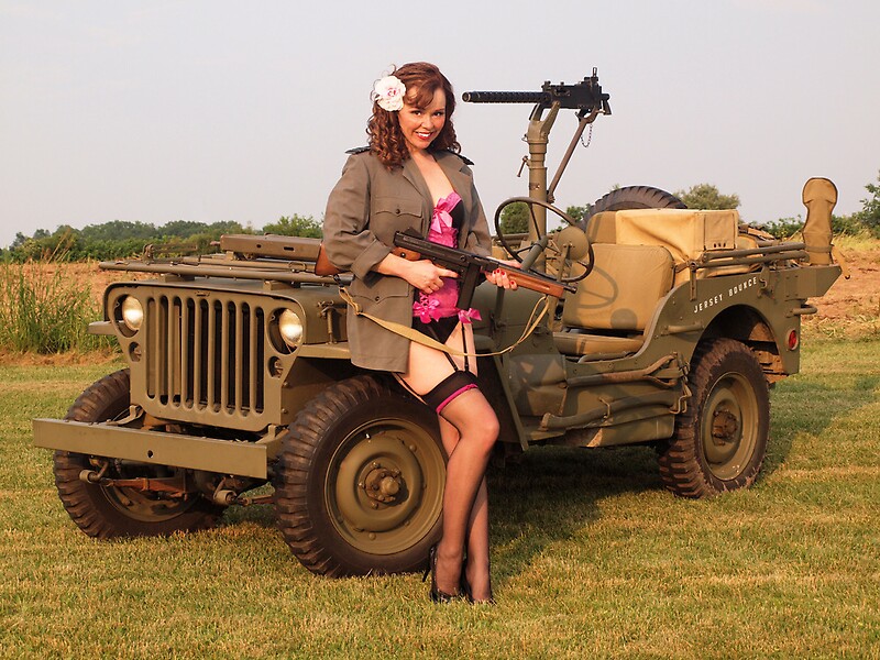 wwii. recon. ford gpw. ww2. jeep. pinup. 