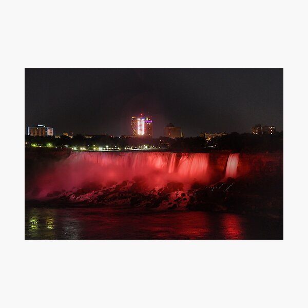 Artikelvorschau, Niagara Falls USA at night... entworfen und verkauft von Poete100.