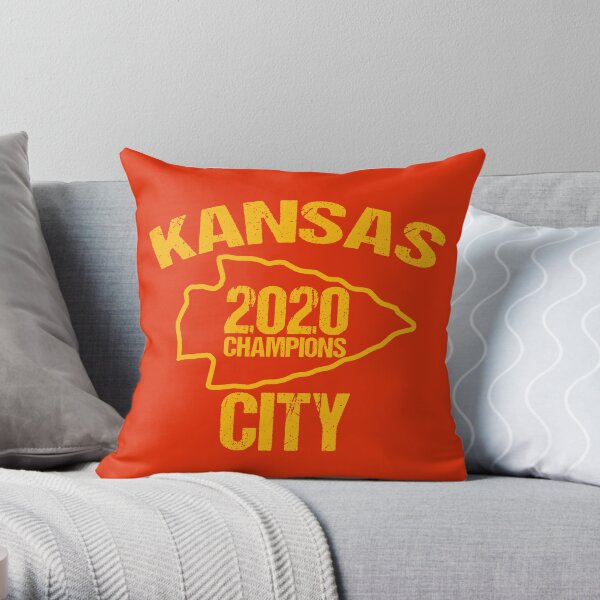 KC 2020 Kansas City Red Kc Super Arrowhead World Fandom Gear T-Shirt Throw Pillow