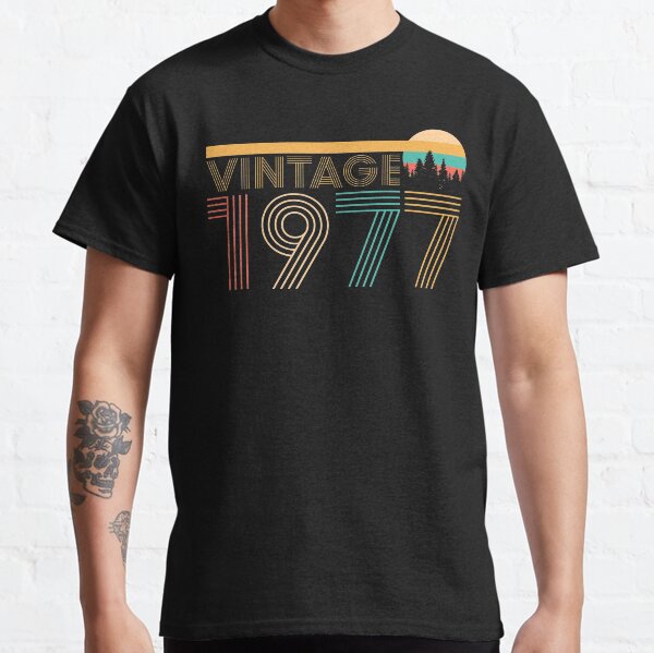 43th Birthday Gift Idea Vintage 1977 Classic T-Shirt