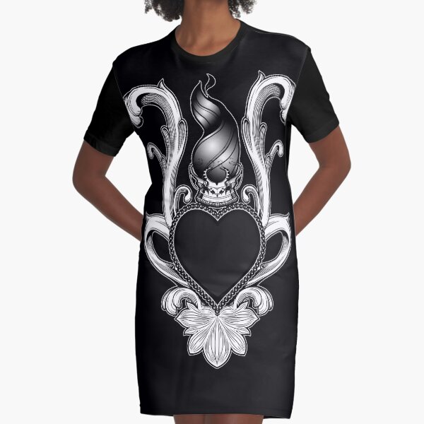 The Queen's Heart V.2 Graphic T-Shirt Dress