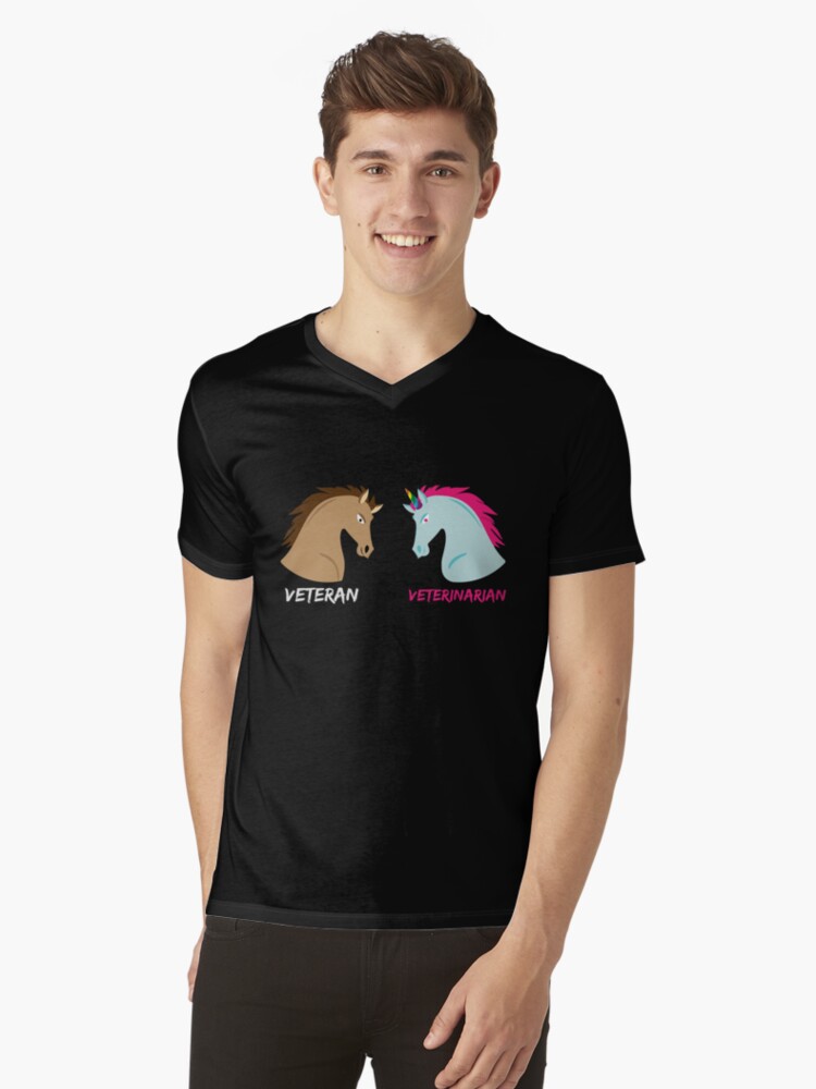 Camiseta «Broma Unicornio Veterinario Caballo Veterano» de DesDesigner | Redbubble