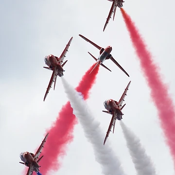 Artwork thumbnail, Red Arrows - Twister by Mike Rivett