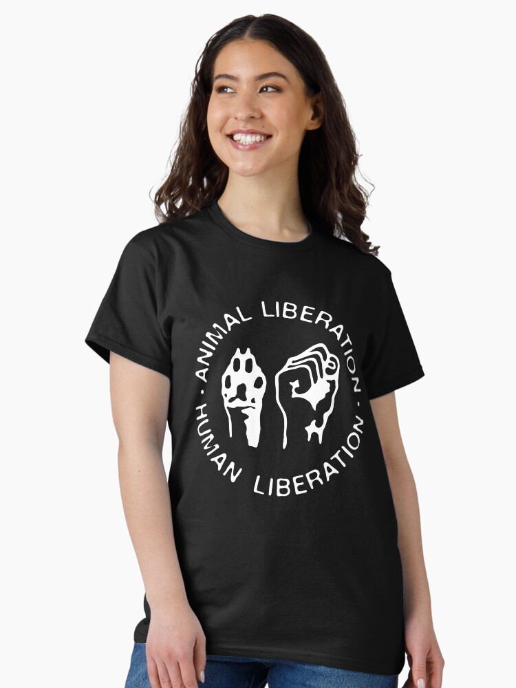 Thumbnail 1 von 7, Classic T-Shirt, Befreiung der Tierrechte Befreiung der Menschen designt und verkauft von Beltschazar.