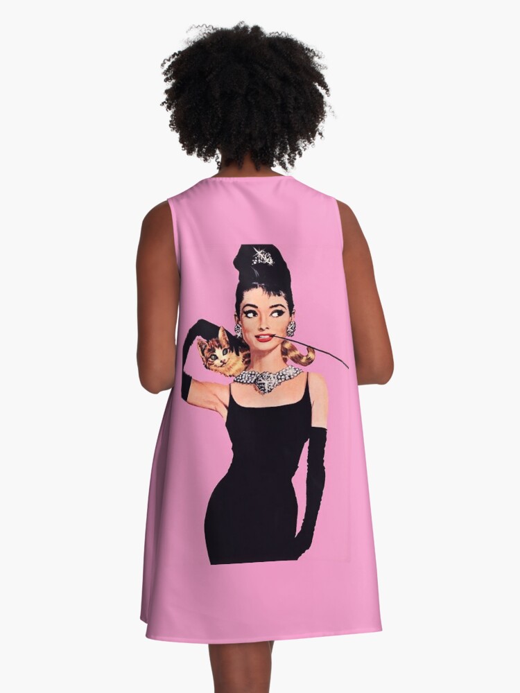 Audrey Hepburn Holly Golightly) Breakfast of Tiffany's with Cat