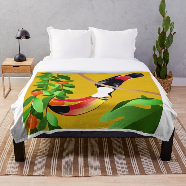 Toocan eating fruits Throw Blanket