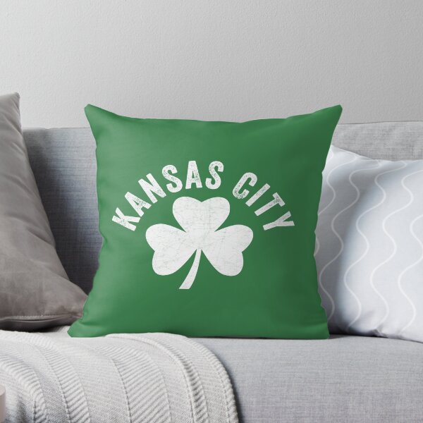 KC Face mask Kansas City facemask Kansas City Irish KC Ireland Kc Local Irish Community Throw Pillow