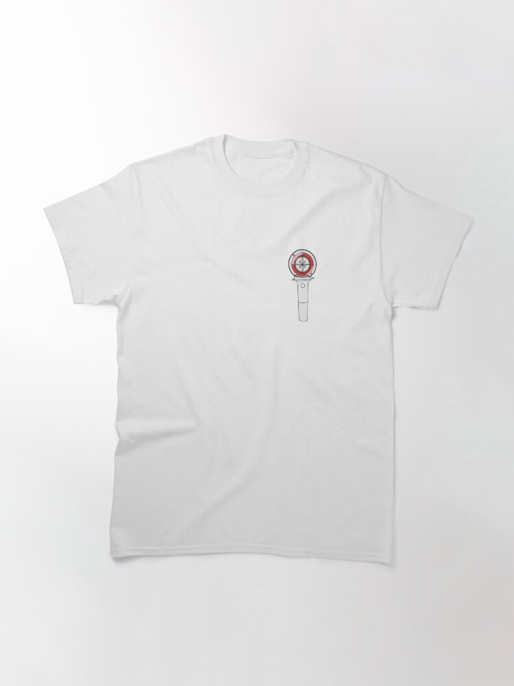 Thumbnail 3 von 7, Classic T-Shirt, Streunende Kinder Lightstick designt und verkauft von lvveljh.