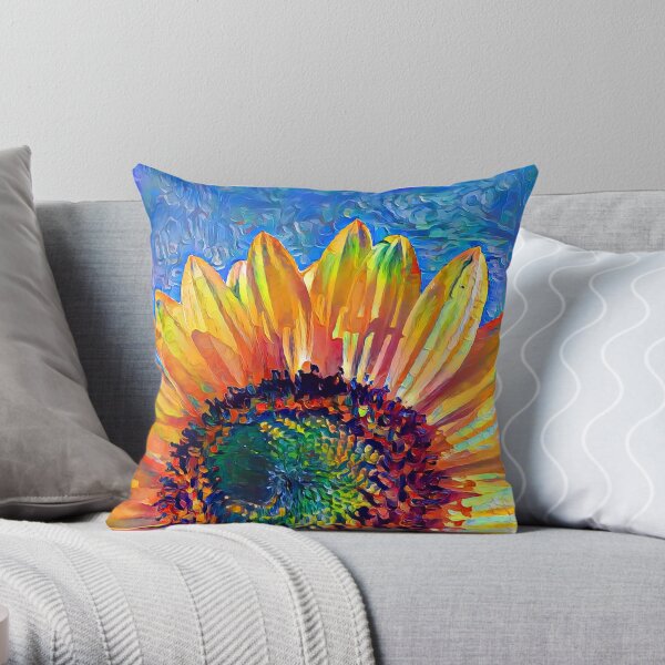 Solar eyelashes Throw Pillow