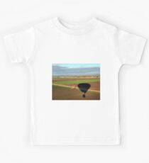 Balloon Silhouette Kids Tee