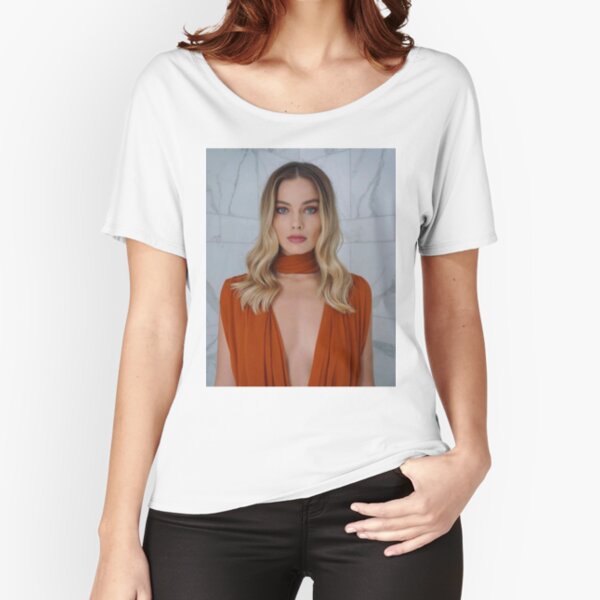 margot robbie shirt