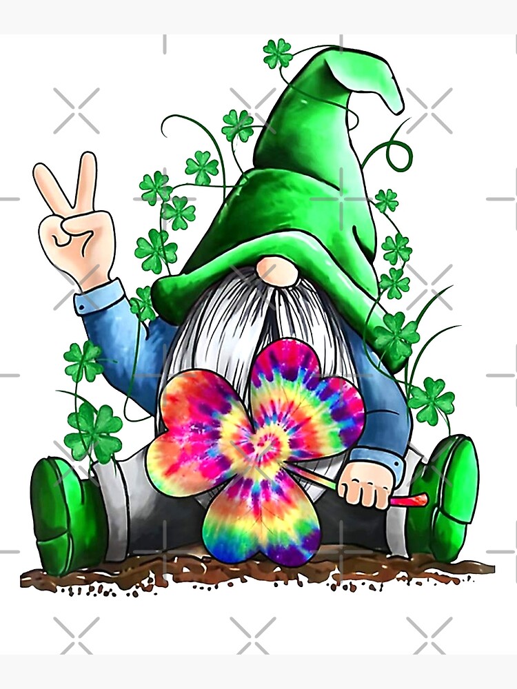 Hippie Gnomes T-Shirt Hippie Clover St Patrick's Day Gifts T-Shirt