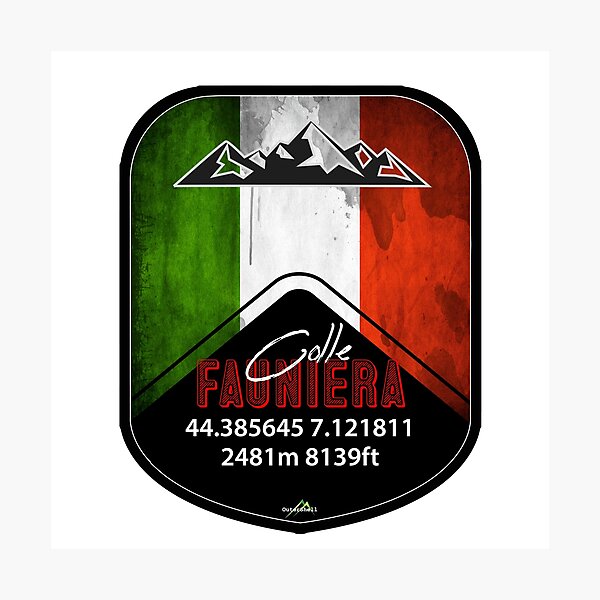 Artikelvorschau, Colle Fauniera Colle dei Morti Italien Aufkleber & T-Shirt entworfen und verkauft von OuterShellUK.