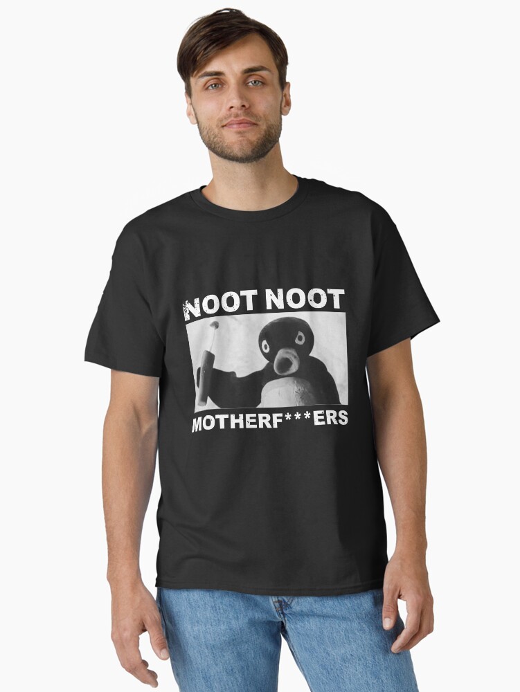 Imagen 2 de 7, Camiseta clásica con la obra Noot Noot Pingu, diseñada y vendida por Pintwich.
