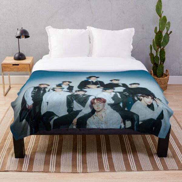 THE BOYZ REVEAL Throw Blanket