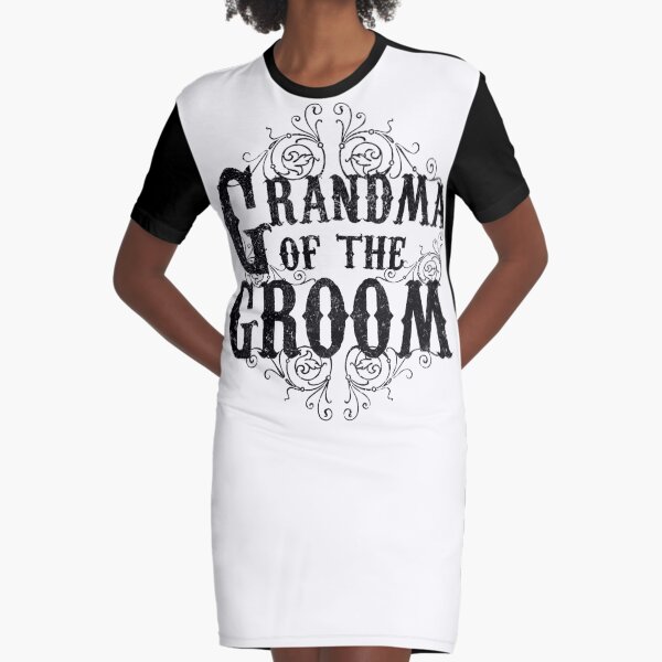 Vista previa del artículo con la obra «Abuela del novio camiseta de boda vaquero occidental rústico», diseñado y vendido por Fashionmonger.