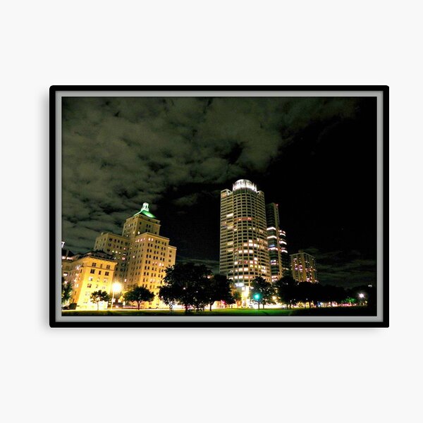 Milwaukee at night © Canvas Print