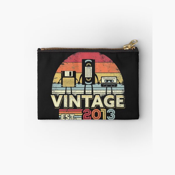 Aperçu de l'œuvre Conception 2013. Cadeau d'anniversaire vintage, musique drôle, produit d'humour technique créée et vendue par PackAPunch.
