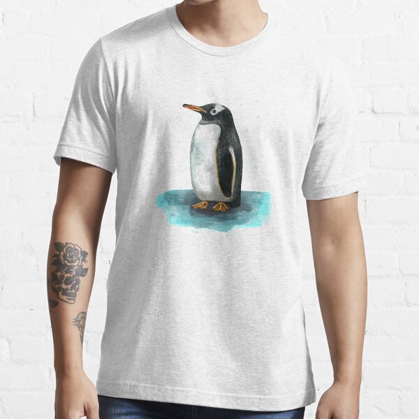 Little penguin in the snow Essential T-Shirt