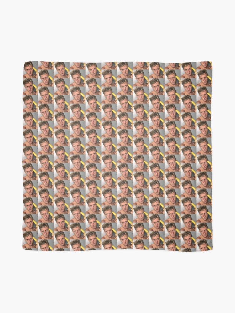 banana scarf
