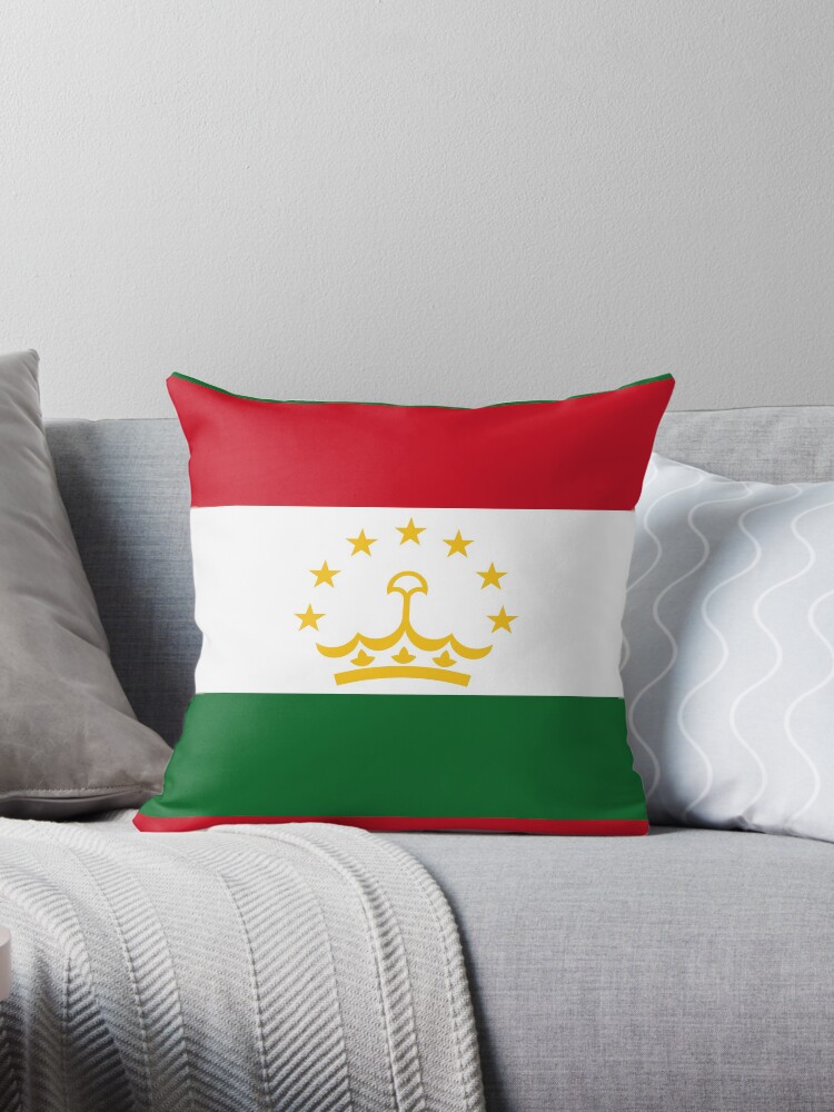 Aperçu 1 sur 3. Coussin avec l'œuvre Drapeau du Tadjikistan créée et vendue par Shorlick.