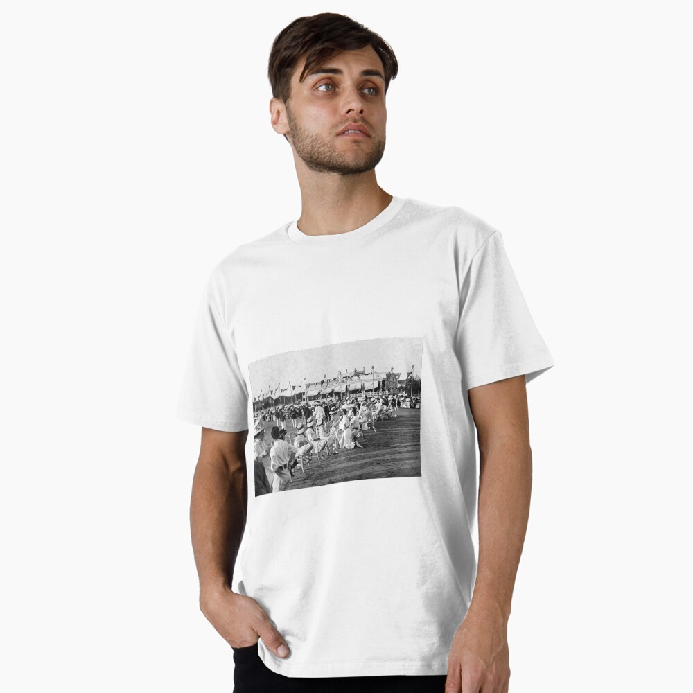 Aperçu de l'œuvre T-shirt premium créée et vendue par Richet.