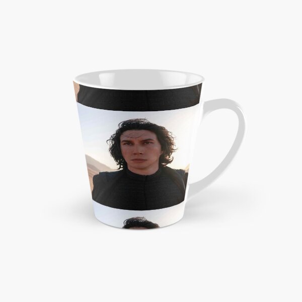Item preview, Adam Driver como Kylo en el desierto Editar designed and sold by goon-squad.