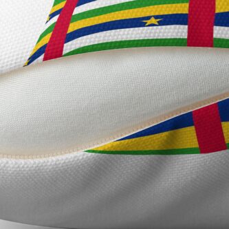 Aperçu 2 sur 3. Coussin avec l'œuvre Drapeau de la République centrafricaine créée et vendue par Shorlick.