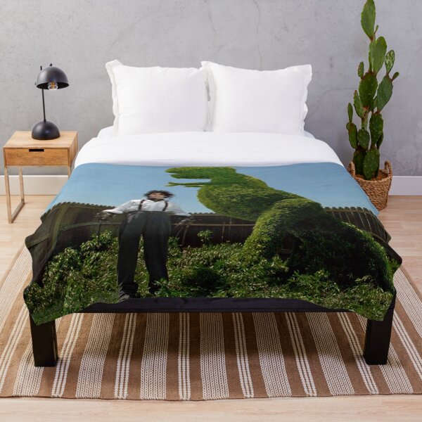 Edward Scissorhands ''T-rex'' Throw Blanket