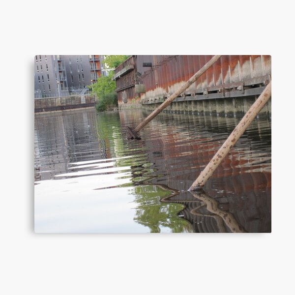 Aperçu de l'œuvre Rusted Industry and Nature créée et vendue par ThomasMurphy.