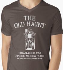 CASTLE'S BAR THE OLD HAUNT Men's V-Neck T-Shirt