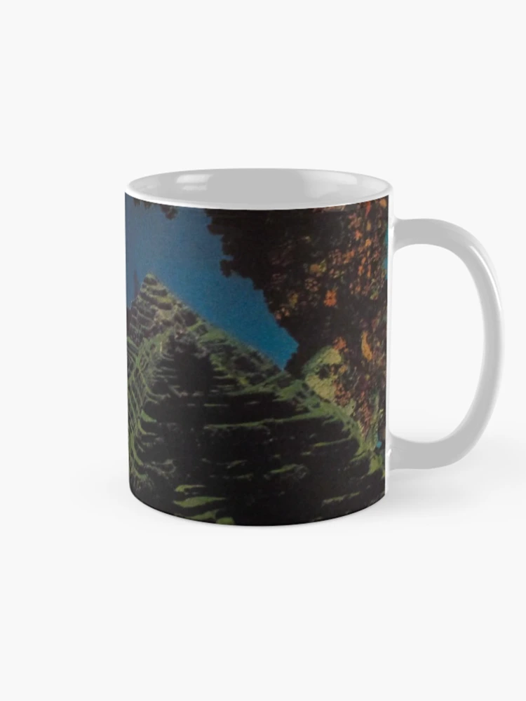 Aperçu 3 sur 6. Mug à café avec l'œuvre VIEW créée et vendue par RICOLLAGE.