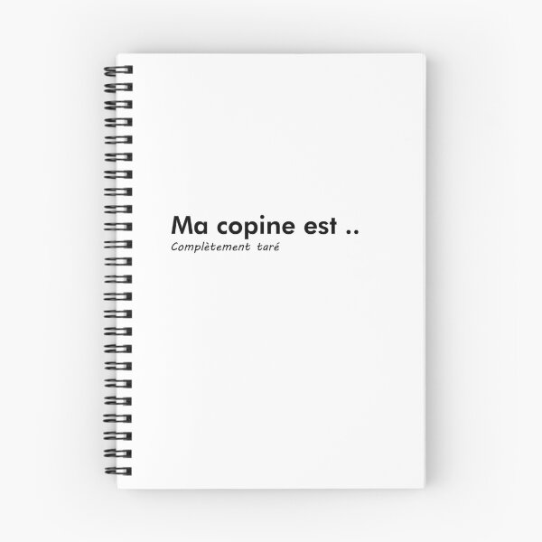 Aperçu de l'œuvre T-shirt Ma copine est complètement taré créée et vendue par Teeven.