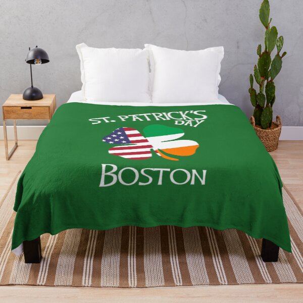 Item preview, Diseño del trébol irlandés americano de Boston Paddys Day designed and sold by comhra.