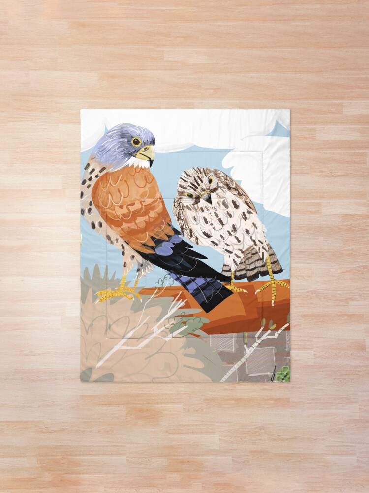 Alternate view of Lesser kestrel Comforter