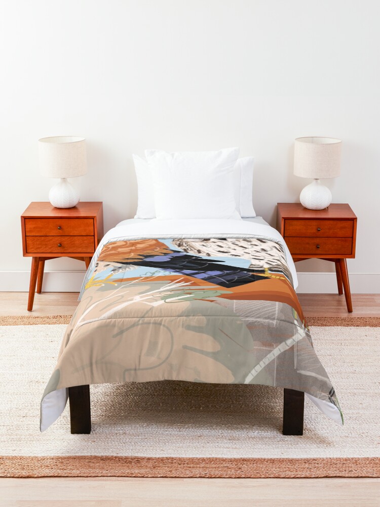 Alternate view of Lesser kestrel Comforter