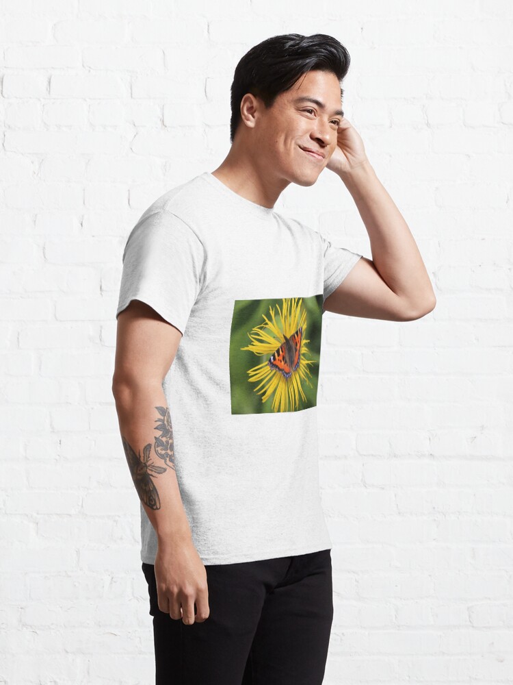 Alternate view of Small tortoiseshell Classic T-Shirt