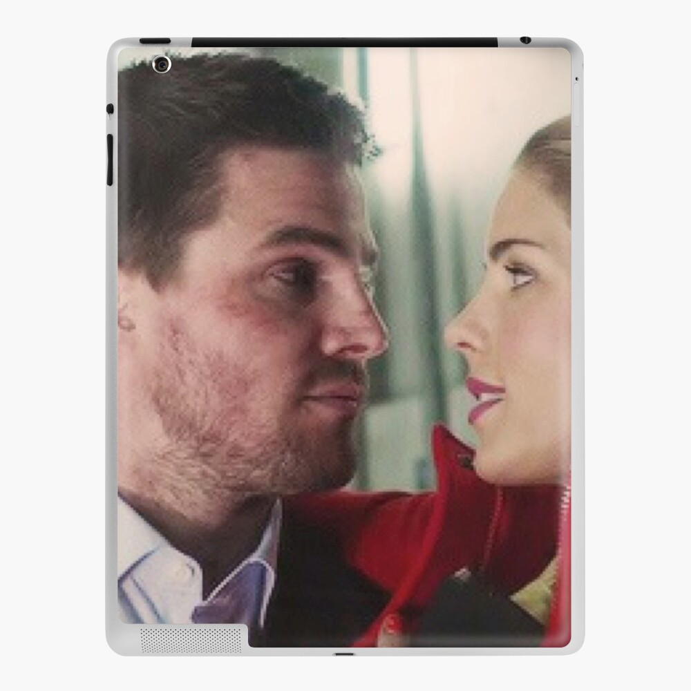 Olicity Season 1 Oliver Queen And Felicity Smoak Hold On To Me Ipad Case Skin By Mustang1 Redbubble