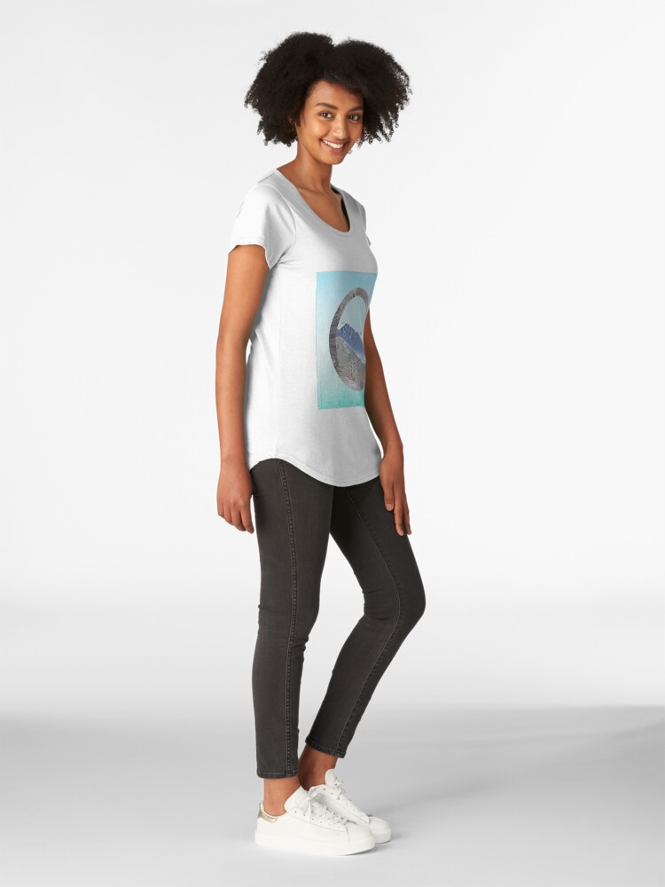 Alternate view of Looking to the mountains Premium Scoop T-Shirt