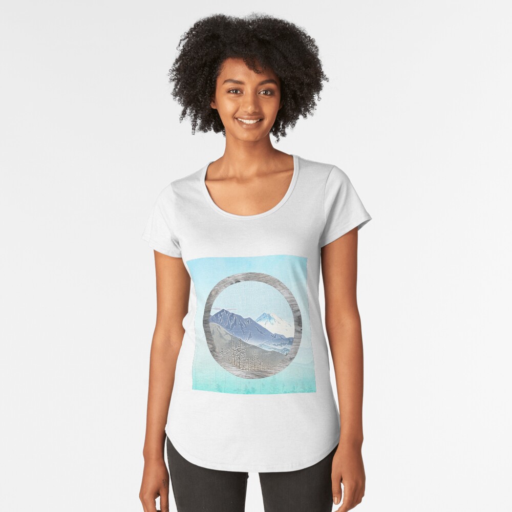 Looking to the mountains Premium Scoop T-Shirt