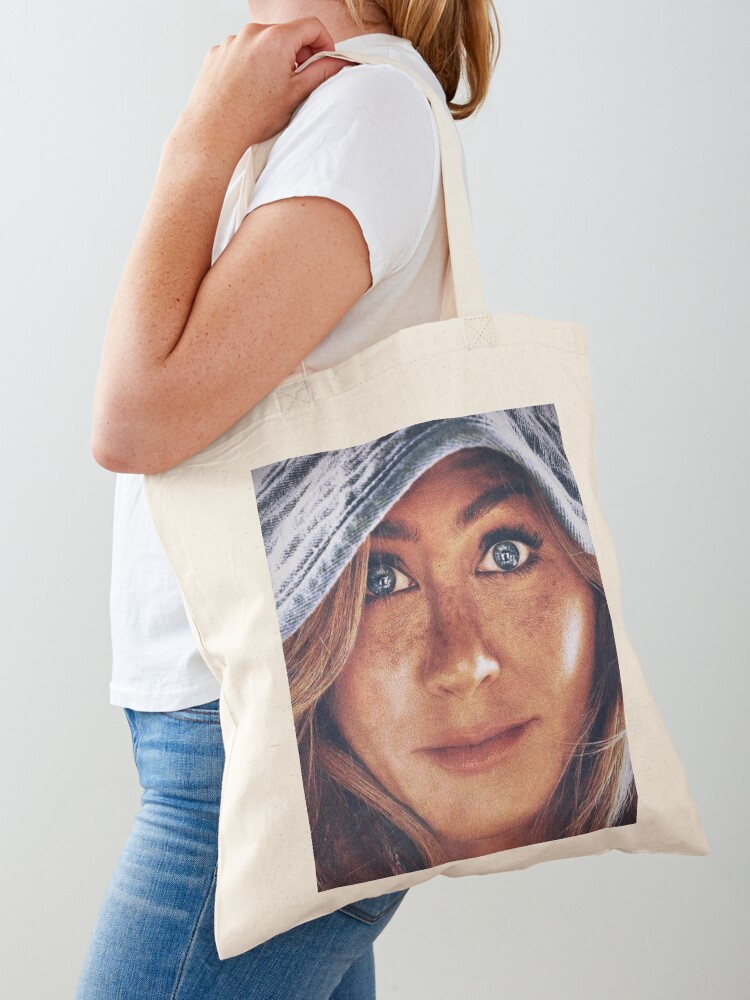 Jennifer Aniston Bag Style