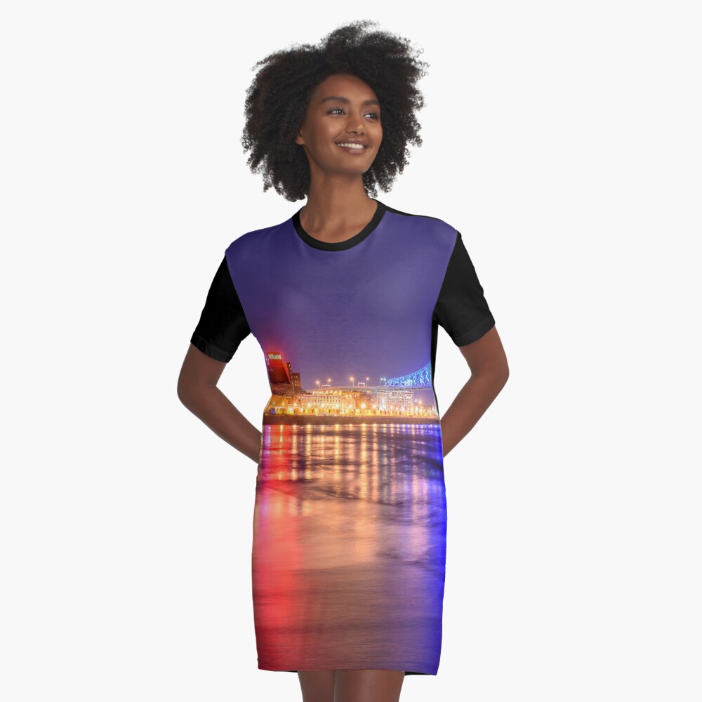 Aperçu de l'œuvre Robe t-shirt créée et vendue par RezieMart.