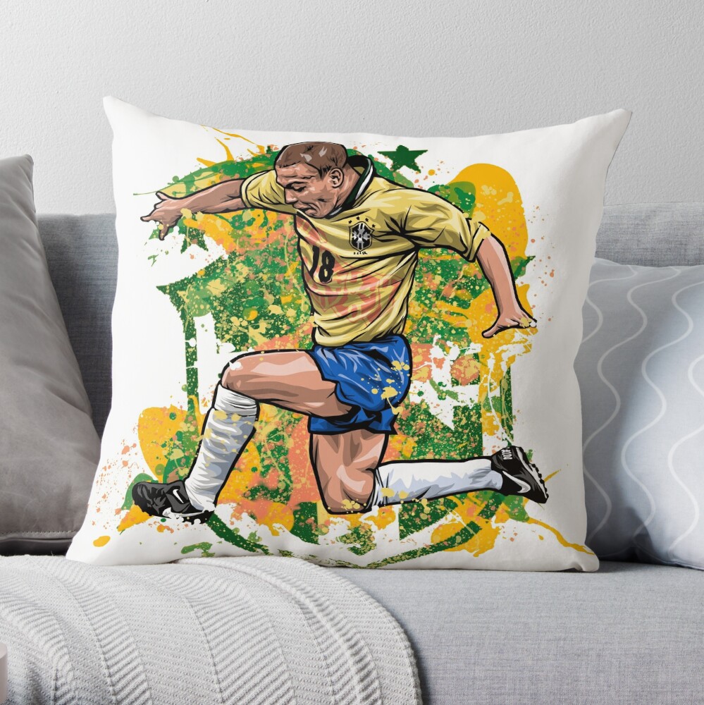 Ronaldo Nazario de Lima - Fenomeno do Brasil Tapestry for Sale by thesdlnr