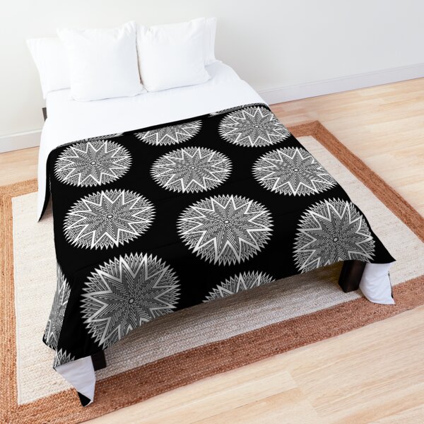Black and White Minimalist Star Comforter