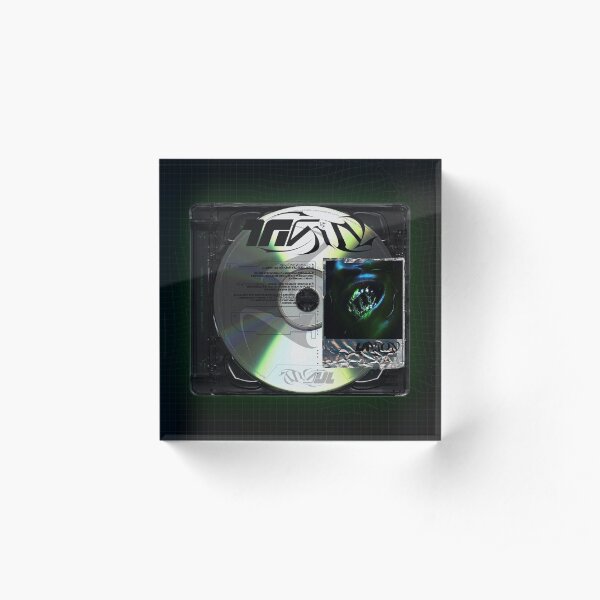 LAYLOW TRINITY COVER Acrylic Block